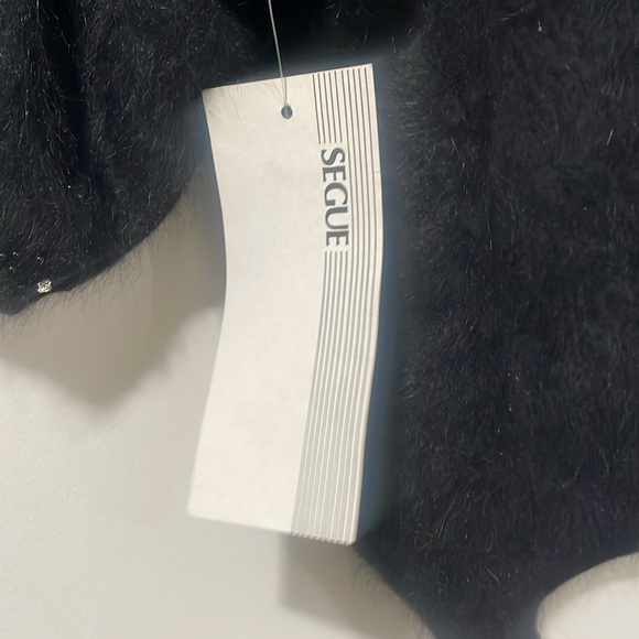 Black Designer Cashmere Embellished Sweater size M - Picture 4 of 4